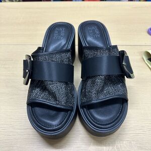 Naturalizer Clara2 Black Platform Slides Size 9.5 NWOT